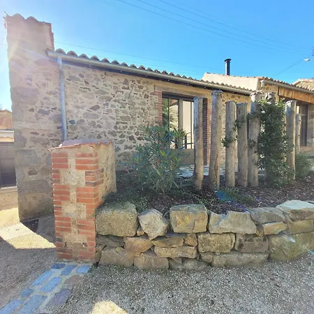 Couette-café Aumônerie Du Prieuré 3*