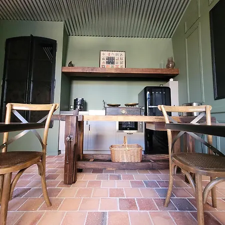 Aumonerie Du Prieure Pouzauges