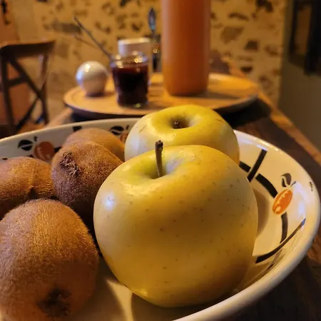 Bed & Breakfast Aumonerie Du Prieure 3*